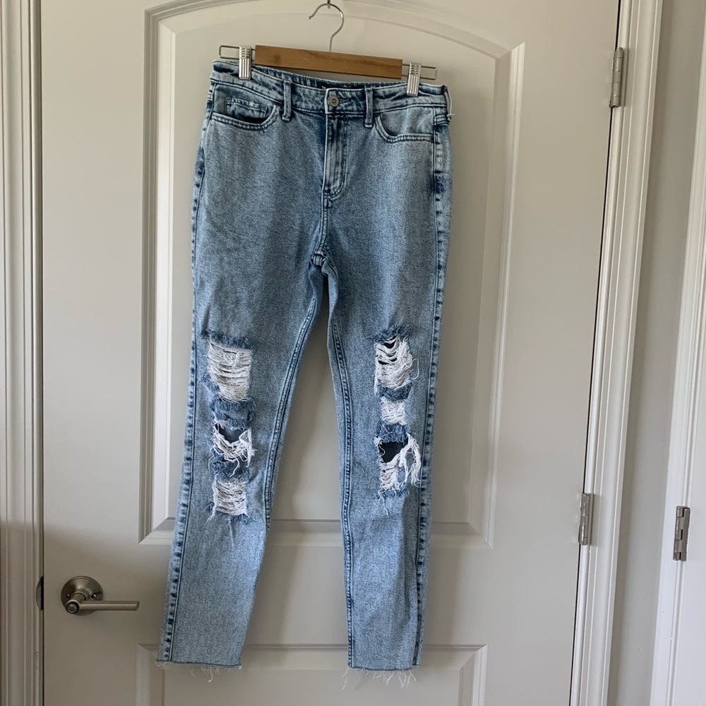 Distressed Skinny Jeans - Picture 2 of 6